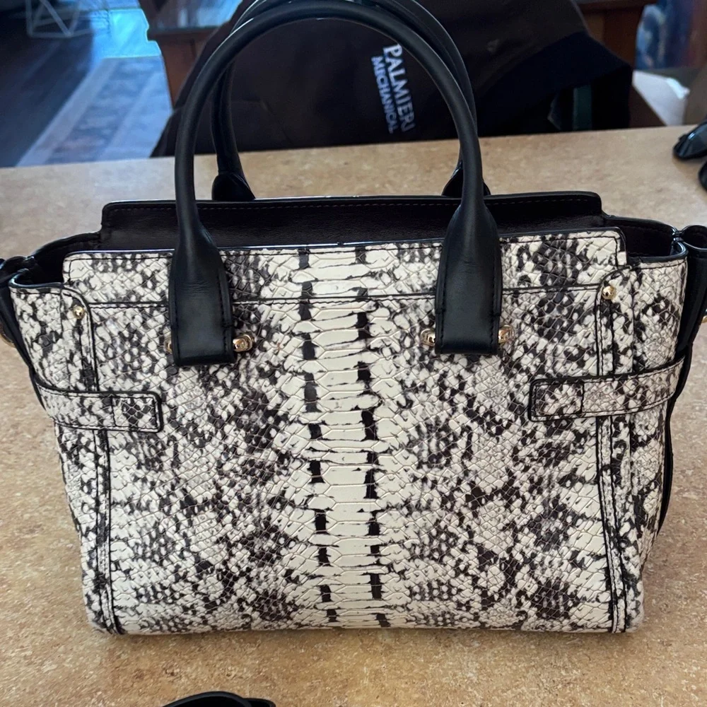 Coach Swagger 27 Snakeskin Satchel with Black and Gold Accents - Picture 3 of 10